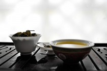 Open Leaves and Oolong Liquor