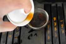 Pouring Pu-erh to the Cup